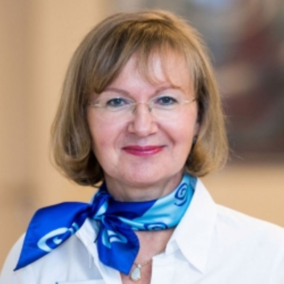 Dr. med Annette Klöpper, Fachärztin für Frauenheilkunde und Geburtshilfe – Psychotherapie